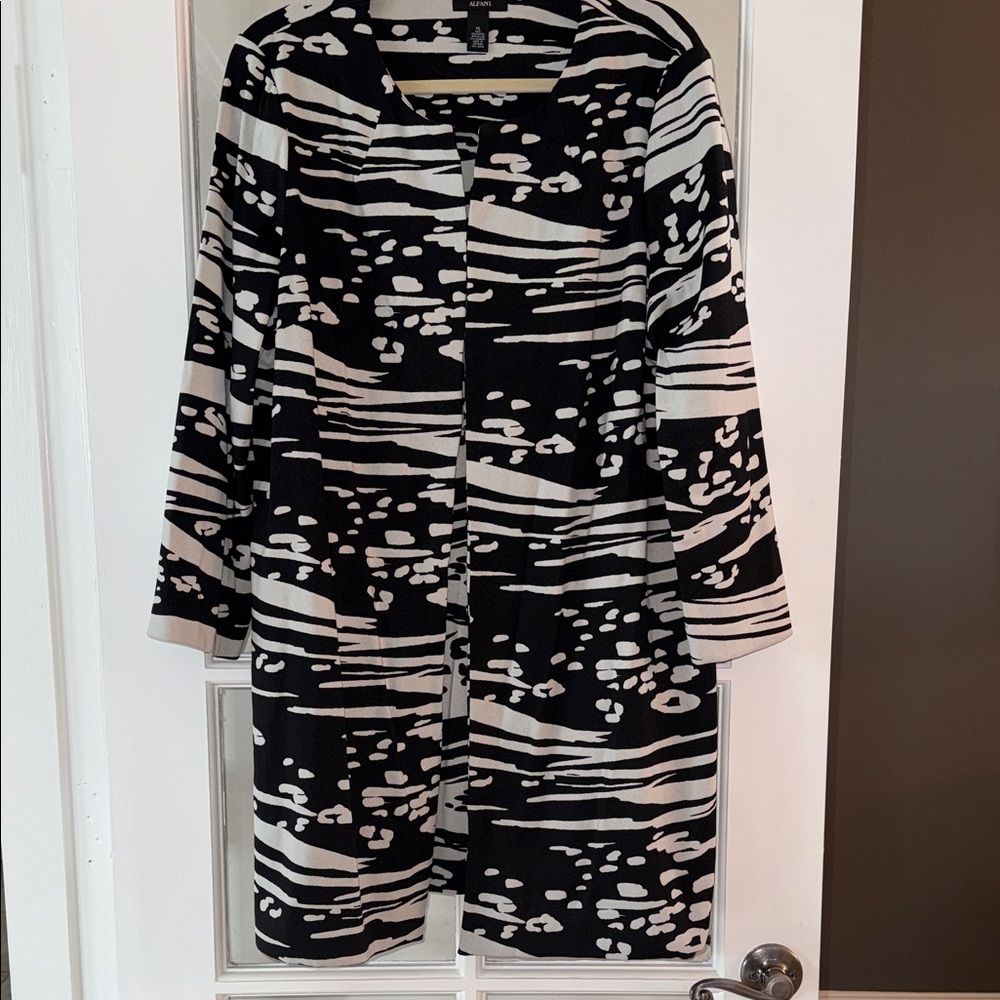 Alfani Black and White Patterned Jacket